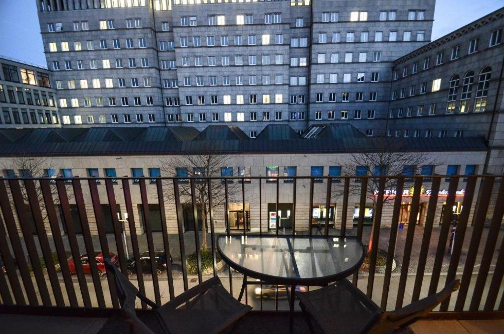 High-Quality In The Heart Of Stuttgart 4 Apartamento Exterior foto