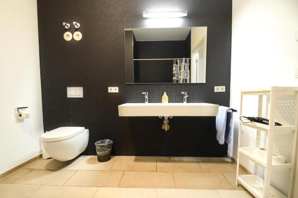 High-Quality In The Heart Of Stuttgart 4 Apartamento Exterior foto