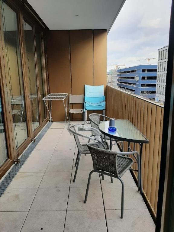 High-Quality In The Heart Of Stuttgart 4 Apartamento Exterior foto
