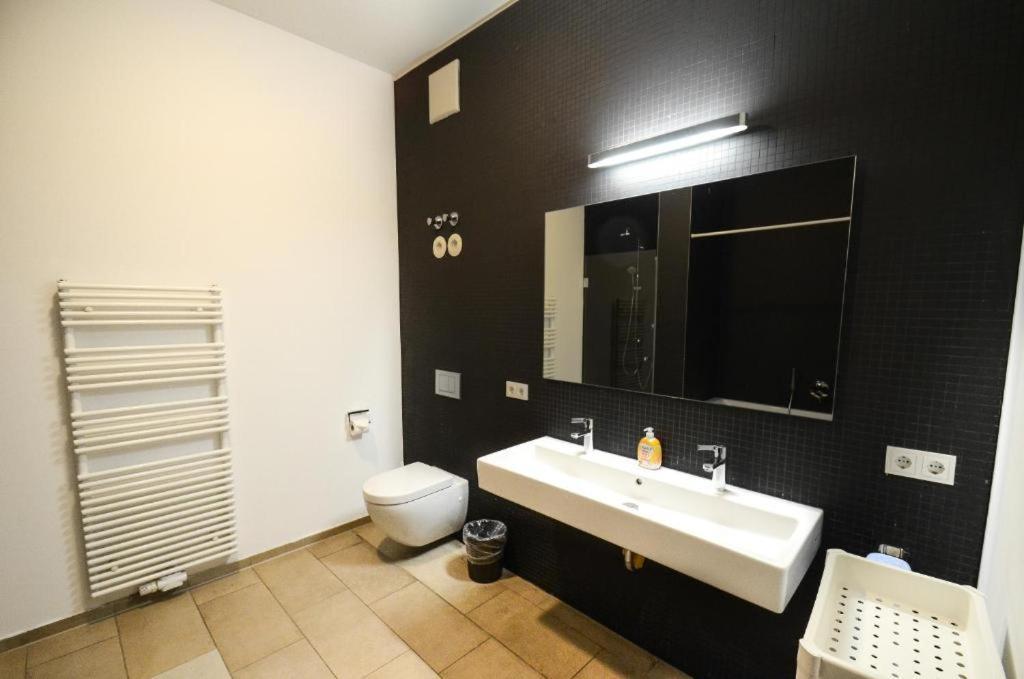 High-Quality In The Heart Of Stuttgart 4 Apartamento Exterior foto